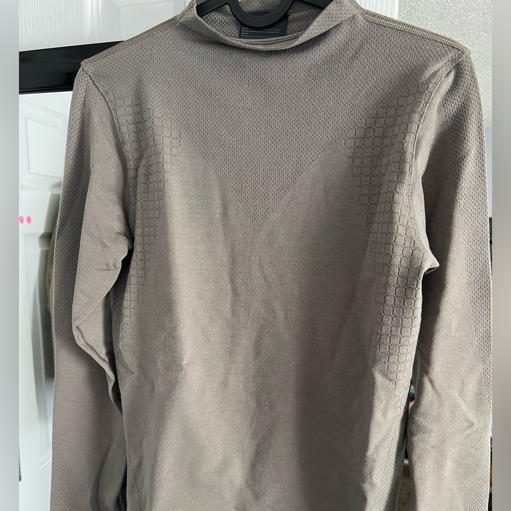 lululemon athletica Taupe Sweater